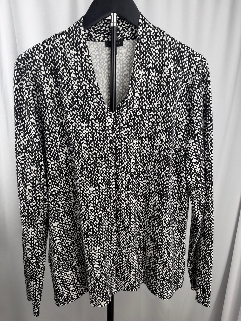 Talbots Black and White Long Sleeve V-Neck Printed Dress